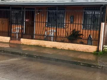 Amplia casa en 11 de septiembre de san carlos