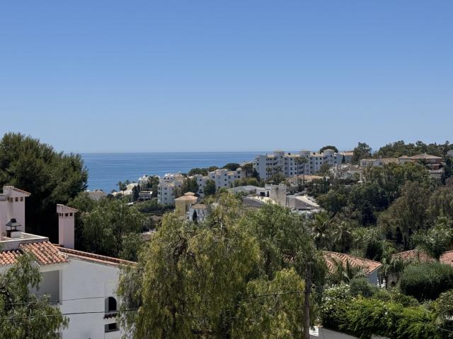 Amplia casa en Torrenueva, Mijas Costa – Oportunidad de renovación Distancia al mar