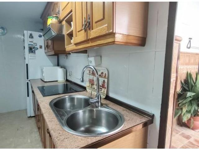 Amplia casa en venta