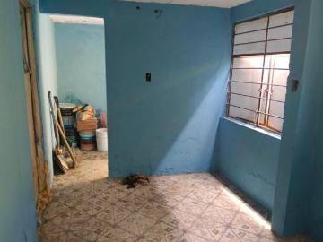 Amplia casa en venta cerca de Periferico Calle 7