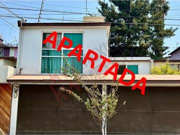 Amplia casa en venta Col. Lomas Estrella, Iztapalapa