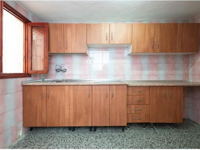 Amplia Casa en Venta para Reformar en Málaga Fuente Alegre