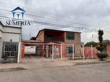 Amplia casa en Villa Ju?rez