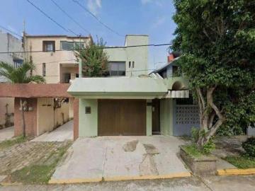 AMPLIA CASA EN AV 18 DE MARZO COATZACOALCO VERACRUZ ANEL