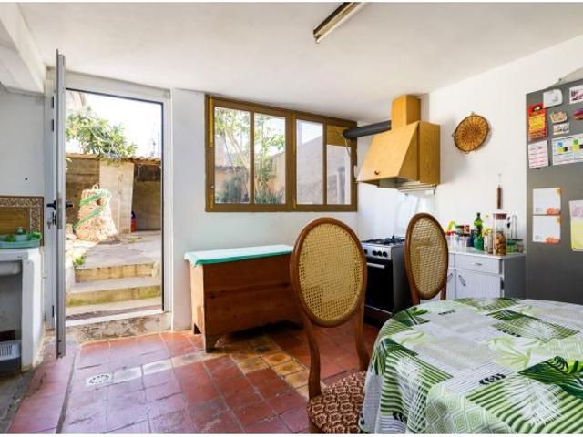 Amplia casa en Campos