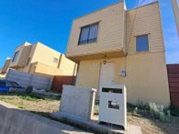 Amplia casa en Condominio Condiminio Mirador Norte