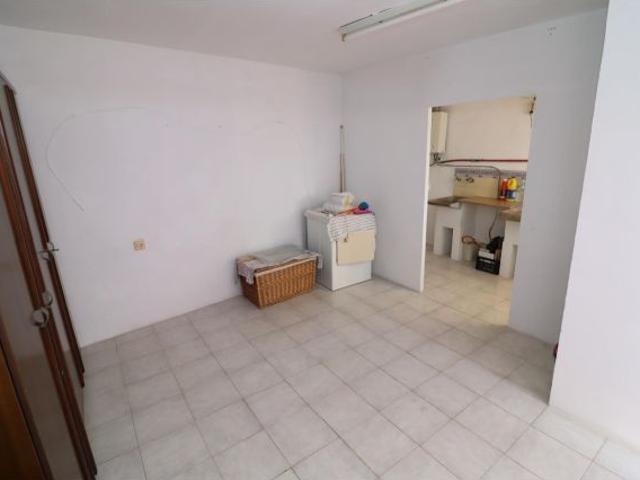 Amplia Casa en el Corazón de Alcanar Oportunidad