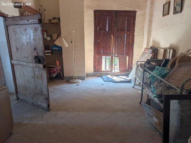 Amplia Casa en el Corazón de Lliria Oportunidad Única