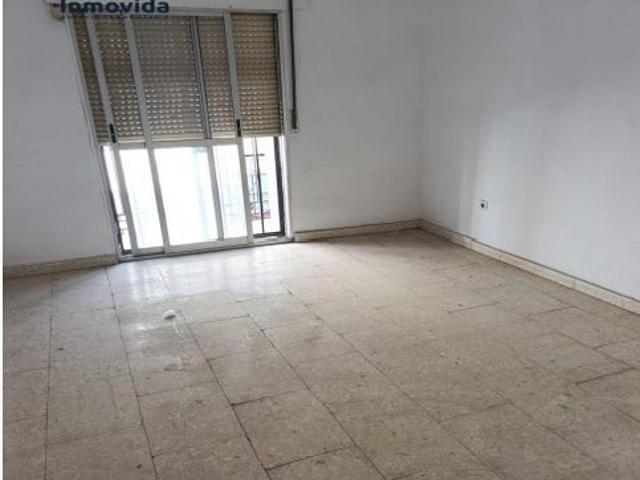 Amplia Casa en el Corazón del Casco Antiguo de Córdoba + apartamento independiente por €268,000
