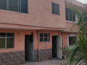 ¡amplia casa en renta! ideal para familias grandes o empresas