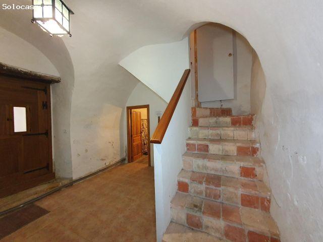 Amplia casa en sitio privilegiado
