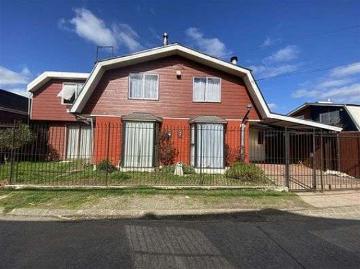 Amplia casa los jardines de don cristobal 6 dormitorios 190.00 m2