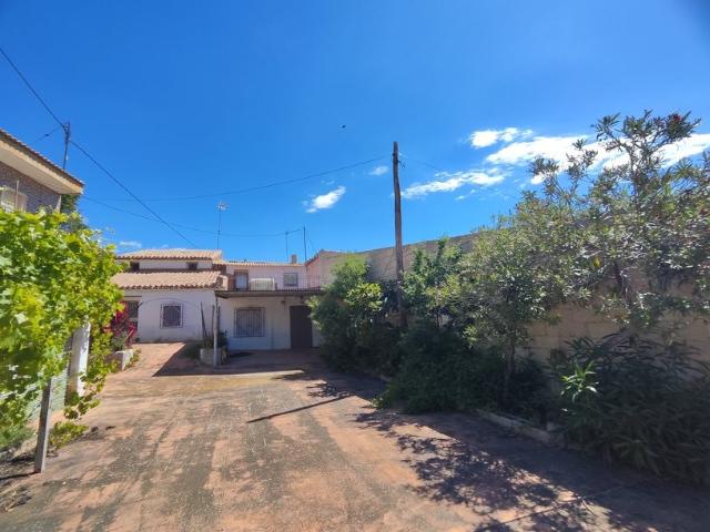 Amplia casa rural de 5 dormitorios en La Garapacha, Fortuna. 128m² Fortuna
