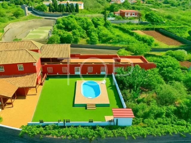 Amplia finca con piscina, cultivos y gran potencial en La Es. 294m² La Esperanza
