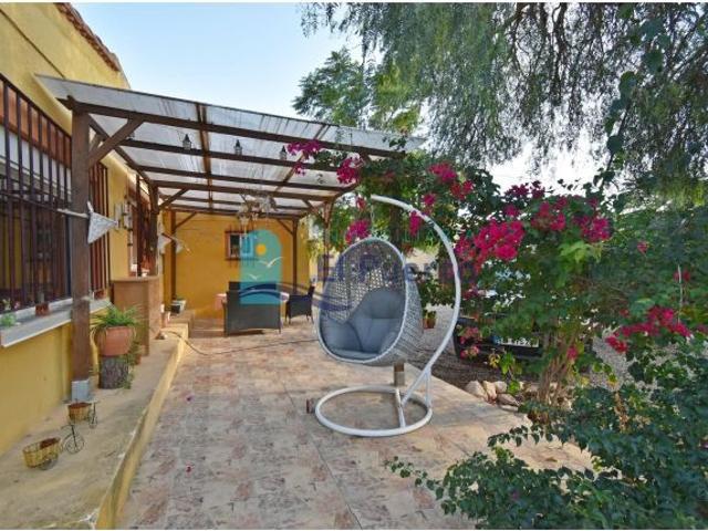 AMPLIA FINCA SEMIREFORMADA CON PISCINA EN MINGRANO – REF 1276