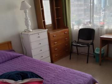 Amplia habitación amueblada céntrica !