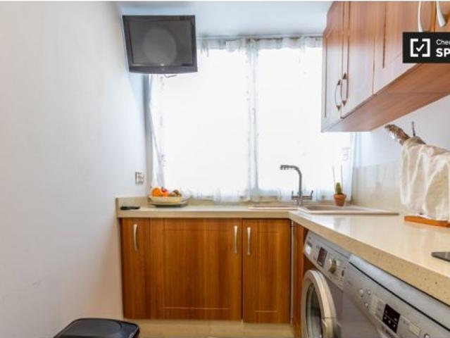 Amplia habitación con cama doble en alquiler en Benimaclet