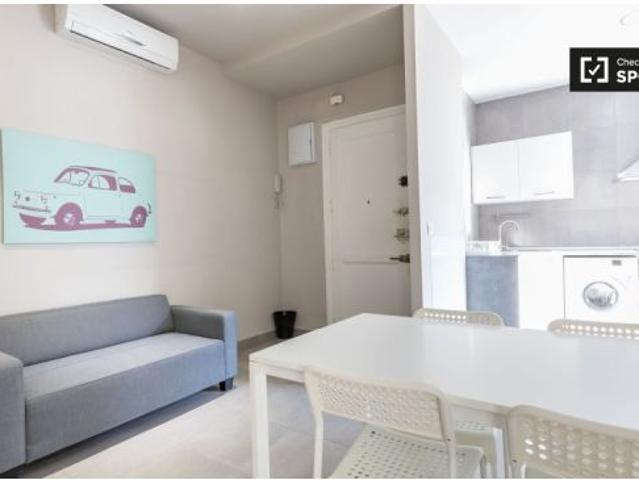 Amplia habitación en apartamento de 5 dormitorios en L' Eixample