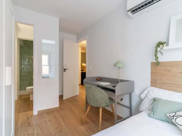 Amplia habitación en el barrio de Oporto