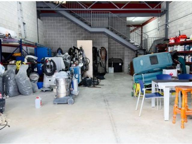 Amplia Nave en venta en La Nucía Oportunidad Única