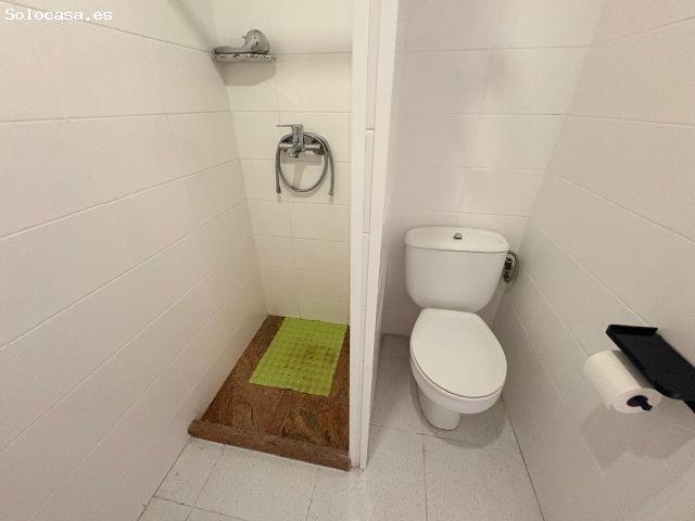 Amplia Nave Industrial adaptada a vivienda en Cervera con garaje, terraza grande y patio