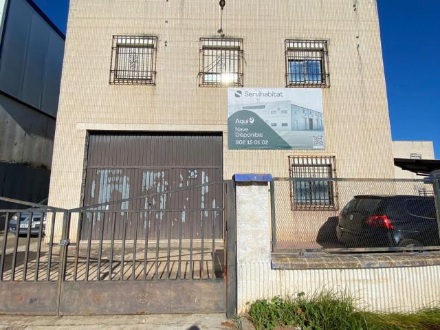 Amplia nave industrial en Las Quemadas