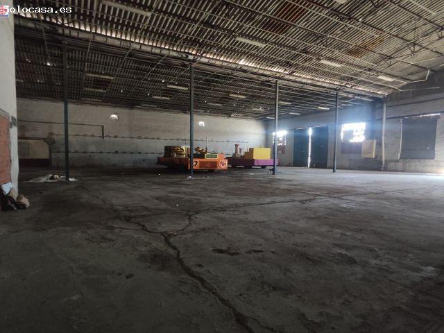 Amplia Nave Industrial sobre parcela de 2.500 metros en Alquiler en Alcázar de San Juan €2000