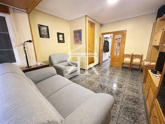 Amplia planta alta en venta con gran terraza privada