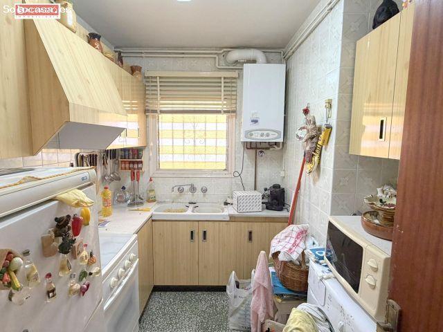 ¡AMPLIA PLANTA BAJA CON GRAN TERRAZA, GARAJE PRIVADO Y MÚLTIPLES POSIBILIDADES EN EL CENTRO DE SEGUR
