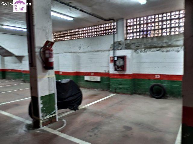 Amplia plaza de garaje
