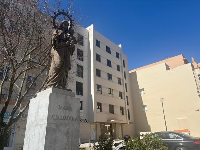 AMPLIA PLAZA DE GARJE EN SECANO