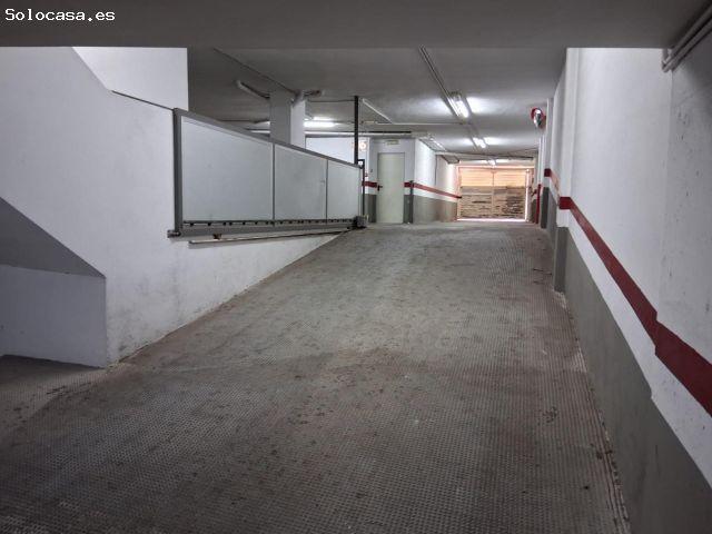 Amplia Plaza de Parking en Zona Avenida Alcora, Castellón