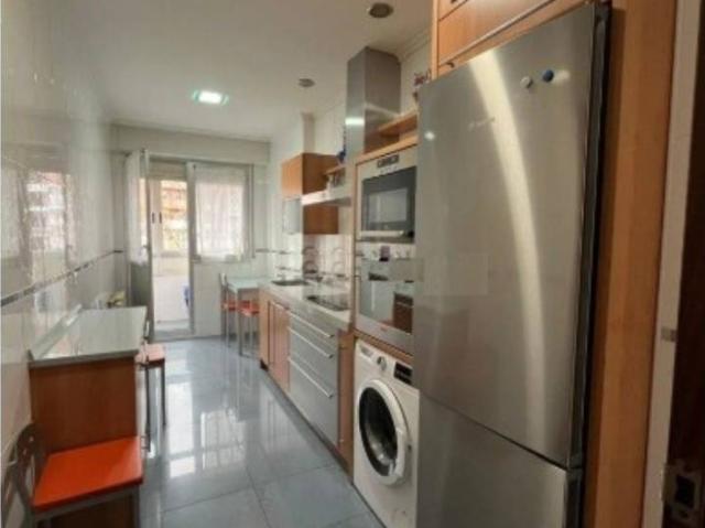 Amplia vivienda con garaje OPCIONAL