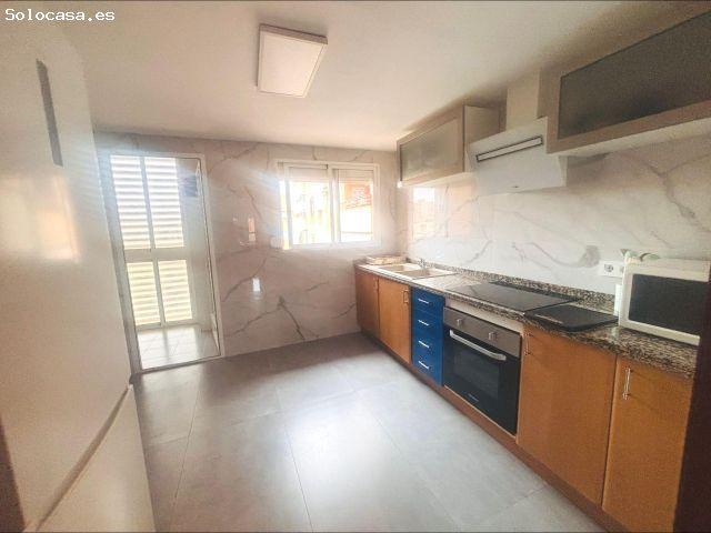 ¡ AMPLIA VIVIENDA, CON URBANIZACIÓN Y VISTAS DESPEJADAS, CON GRAN TERRAZA!