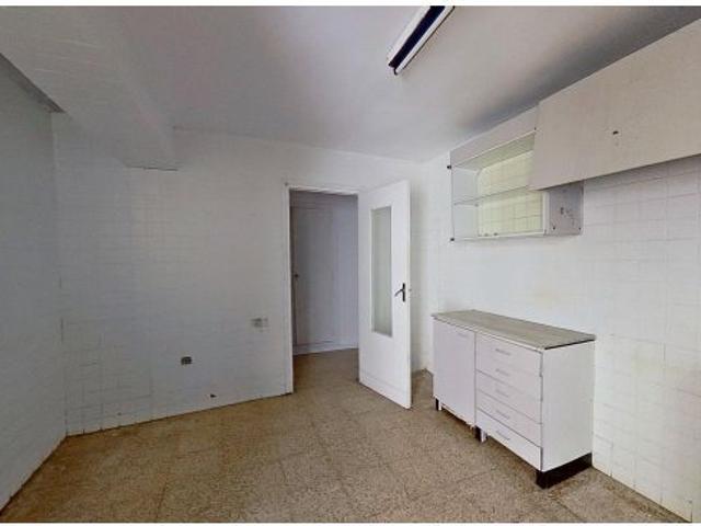 Amplia vivienda de 134 m2 junto al Jardín del Turia con garaje opcional