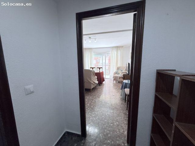Amplia vivienda de 4 dormitorios con terraza y cocina reformada en ubicación