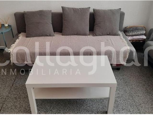AMPLIA VIVIENDA DE 4 DORMITORIOS JUNTO A LAS UNIVERSIDADES DE VALENCIA
