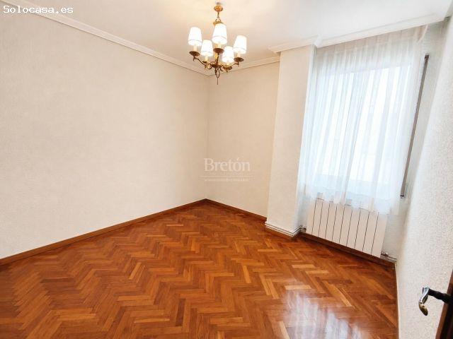 AMPLIA VIVIENDA DE 5 DORMITORIOS JUNTO A GRAN VÍA, EN UNA UBICACIÓN PRIVILEGIADA