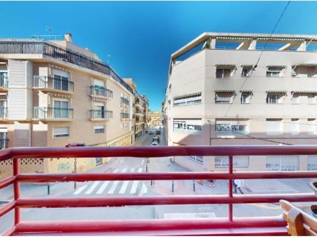 ? Amplia vivienda en Carolinas Bajas – Alicante