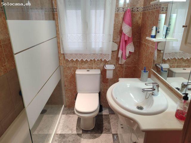 AMPLIA VIVIENDA EN EL CENTRO DE ALMANSA