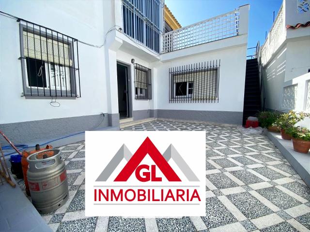 AMPLIA VIVIENDA EN ZONA CENTRO PLAYA!