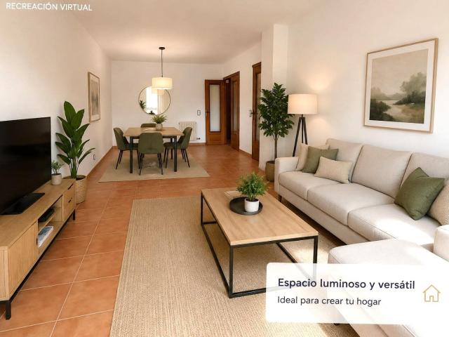 AMPLIA VIVIENDA ESQUINERA DE 4 HABITACIONES CON ASCENSOR, BALCÓN Y TRASTERO EN MATARÓ