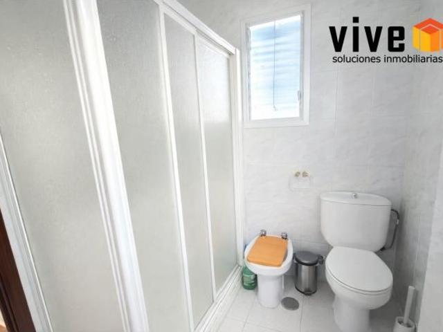 AMPLIA VIVIENDA JUNTO AL PARLAMENTO