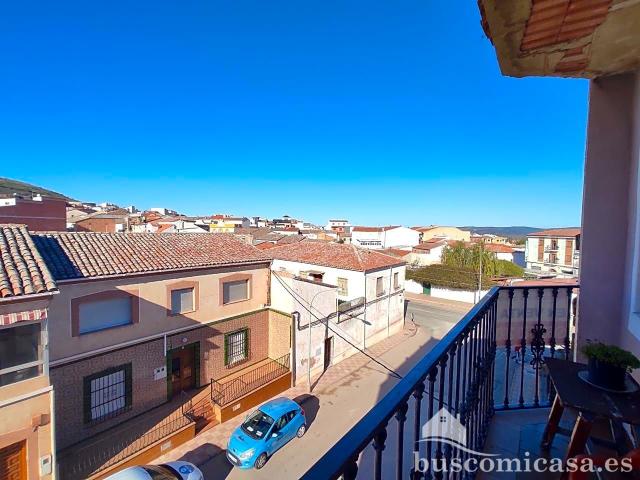 Amplia vivienda, Santisteban del Puerto