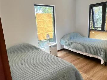 Amplia y elegante casa en la puntilla con gran terreno | 5 dormitorios por 17990.00 en Villarrica