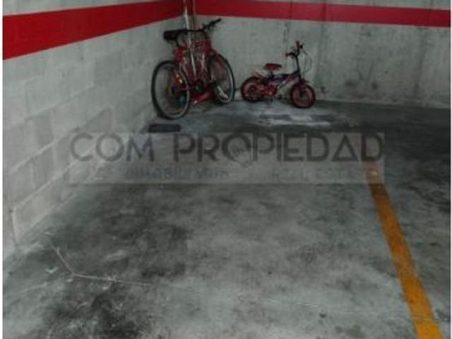 Amplia y funcional oficina de 178 m² situada en la Ronda des Port, a escasos
