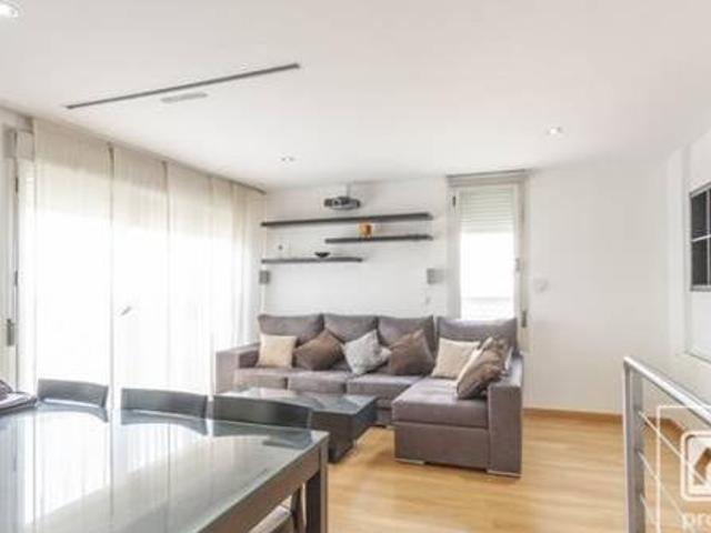Amplia y luminosa vivienda duplex en Sanchinarro