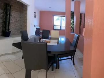 Amplia y moderna casa en renta Campestre San Juan
