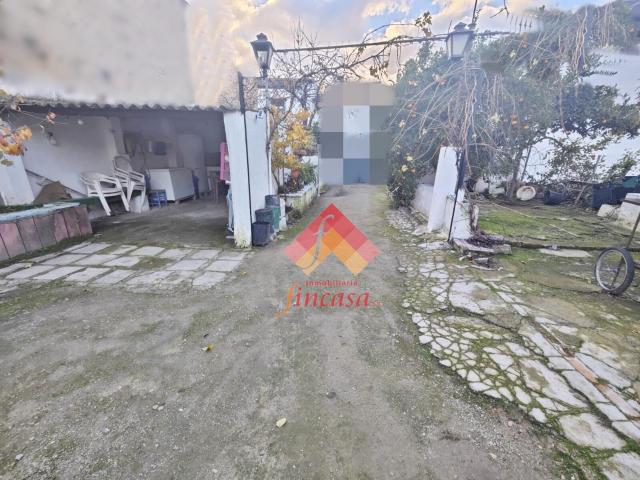 ¡BAJA DE PRECIO! AMPLÍSIMA CASA SEÑORIAL EN PLENO CENTRO