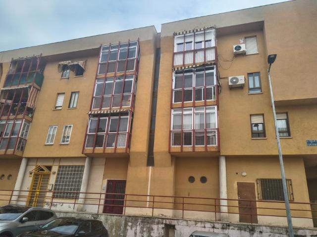 Amplio piso de 4 habitaciones en una de las zonas más cómodas de Guadalajara